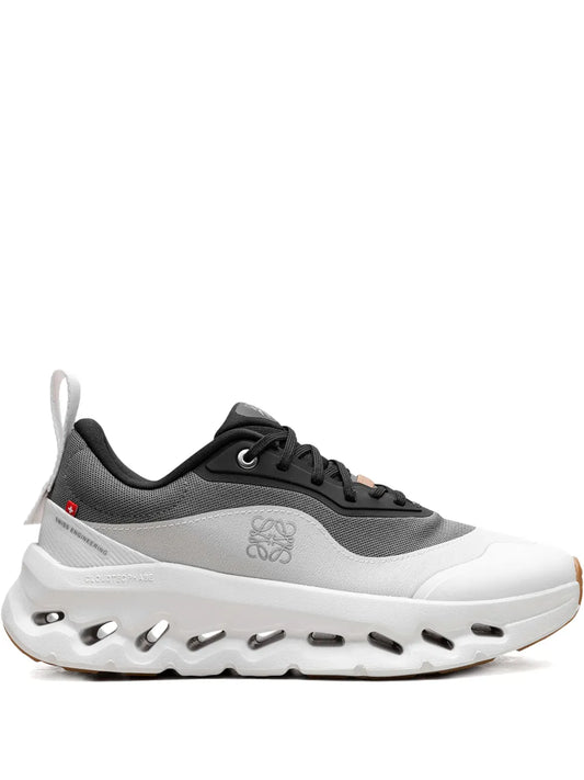 x Loewe Cloudtilt 2 "Black/White"
